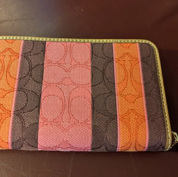 Coach Pink and Brown Wallet medium ID zip - Picture 6 of 13